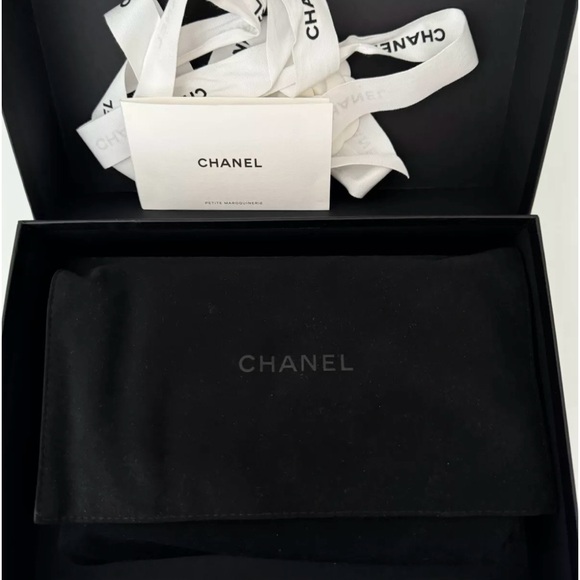 Authentic Chanel Wallet on Chain Quilted Caviar Shoulder Black Silver - Picture 1 of 10